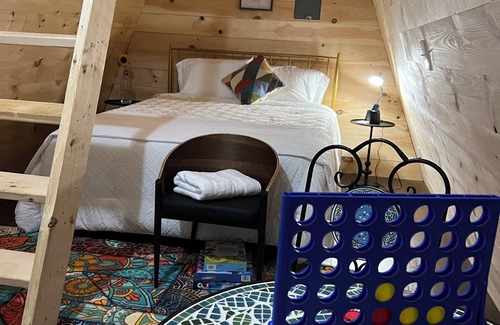 Skowhegan Cabin | A cozy cabin ideal for a couple who want to get away and enjoy the outdoors.