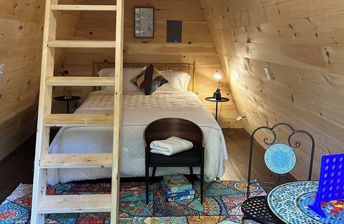Skowhegan Cabin | A cozy cabin ideal for a couple who want to get away and enjoy the outdoors.