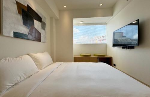 Xitun District Hotel | A Day A Room