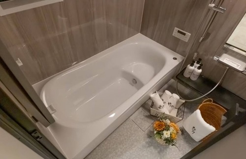Kamiikebukuro Villa | A detached house in Sakura River 23, Ikebukuro. 4 bedrooms, 2 bathrooms.