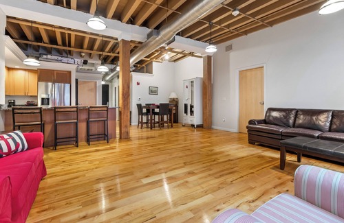 Downtown Boston House | A Downtown Loft 2 Bedroom!