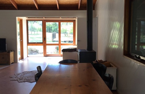 Aireys Inlet House | A Family Friendly Comfortable Home In Bush Setting.