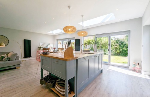 West Wittering House | A family house that sleeps 8 guests in 4 bedrooms