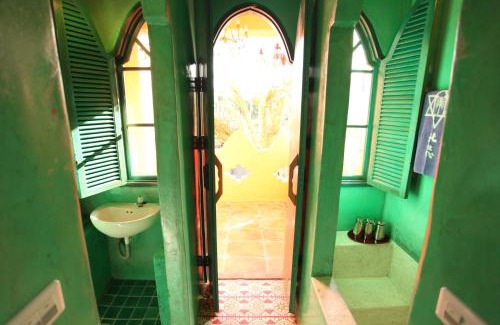 South Beach Bed & Breakfast | A Fei Surf Inn III