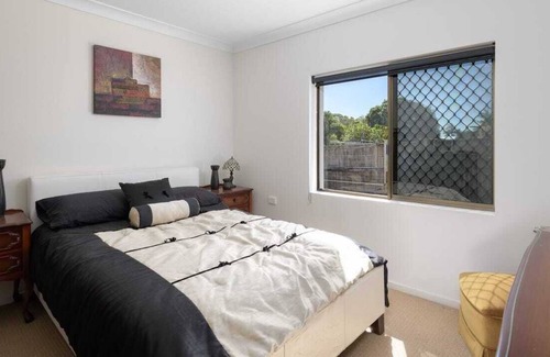 Tin Can Bay House | A Fishermans Haven Villa 1