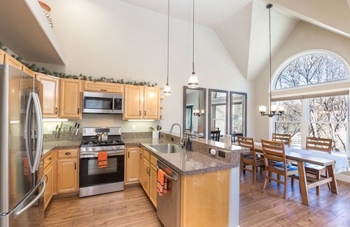 Basalt Condo | A Flyfisher's Dream!