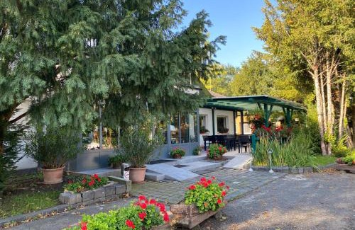 Bicske Bed & Breakfast | A Fogadó