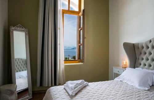 Thasos Town Hotel | A for Art Design Hotel