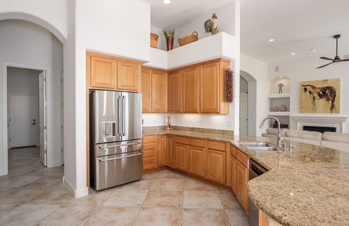 North Scottsdale House | A Fountain Hills Gem, Pool, BBQ, Fireplace, Bar, Views!