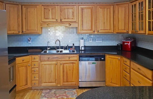 Whispering Hills House | A-Frame Cabin- Seasonal Hot tub, playset, dogs welcome!