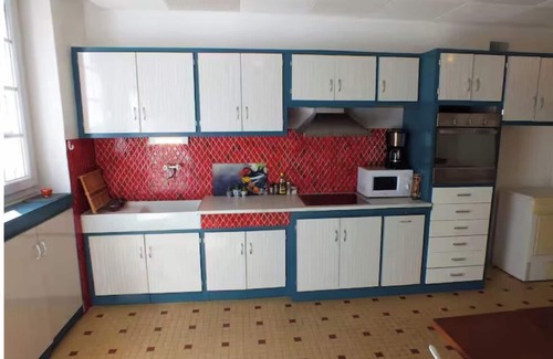 Asserac House | A friendly family get-together between sea and marsh