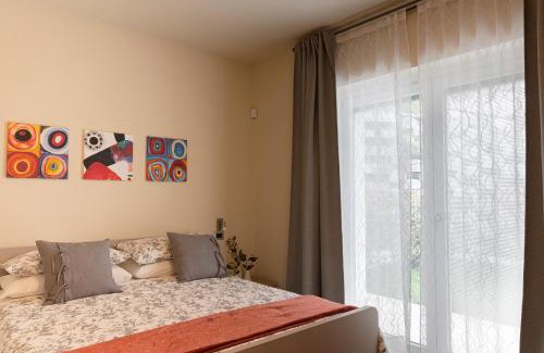 Aosta House | A&G Apartment Aosta - Elegante Casa 100 mq su due piani con Wi-Fi-giardino-parcheggio