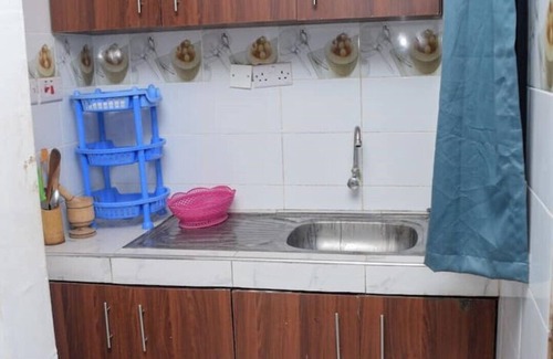 Manyimbo Apartment | A gated peaceful environment, 5 min drive to pirates beach and nyali city malll