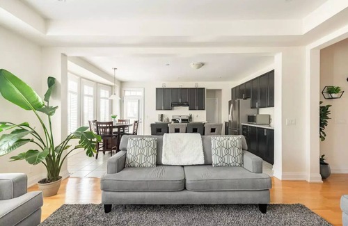 Durham Region House | A Getaway in Windfields