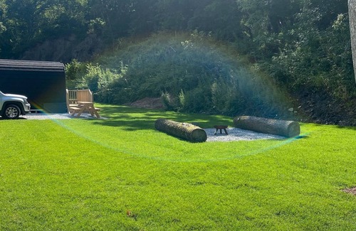 Abercwmboi Cottage | A glamping pod that sleeps 2 guests in 1 bedroom