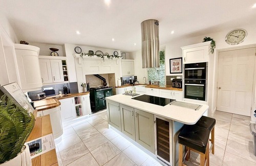 Laugharne House | A Grand Georgian Grade II Listed Mansion with view