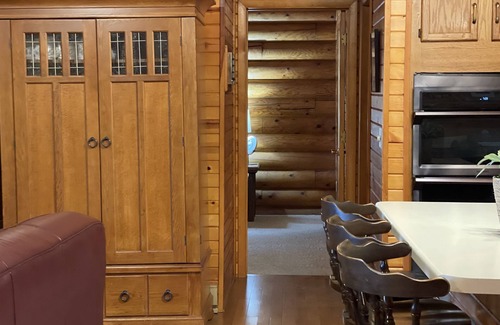 Munising Cabin | A Grand Island View on a Big Sandy Beach, Fireplace, Screened porch!