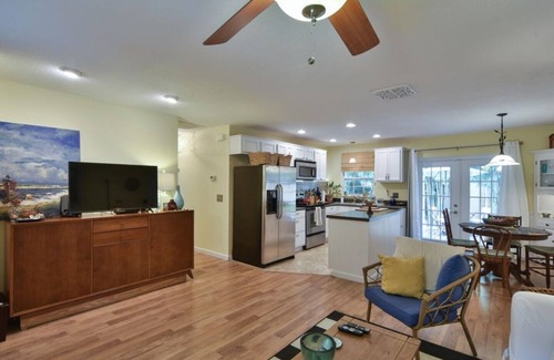 Fort King District House | A Great House to come Home to