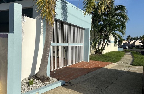 Rio Abajo House | A Happy Paradise Home