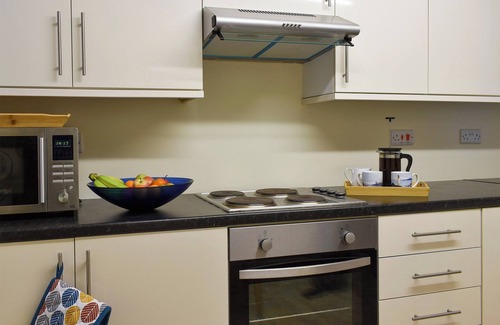 Porthmadog Cottage | A hidden gem tucked away in the heritage area of town.