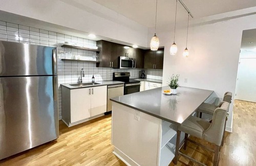 Downtown Omaha Apartment | A historic 1,000 square foot Atrium loft in the heart of the Old Market