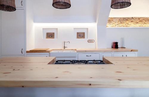 Caldes d'Estrac House | A historic XVI century beach home near Barcelona