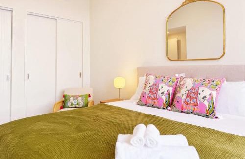 Greenlane House | A Home Away From Home - Luxury 4Beds ASB Showgrounds & Cornwall Park