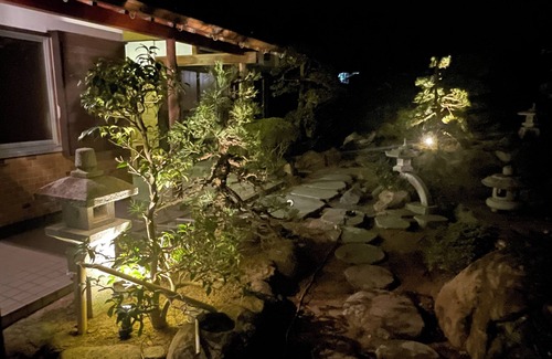 Sanuki Villa | A Japanese garden where you can enjoy nightly illuminations and JAPANDI styles.