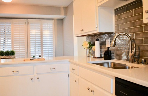 Biggs Field House | A.L.I. Place is a newly renovated 3 bedroom/2 bathroom home 5 min. from airport.