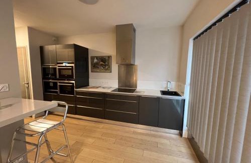 Arradon Apartment | A la Nuitée, Grand studio design LE VINCI