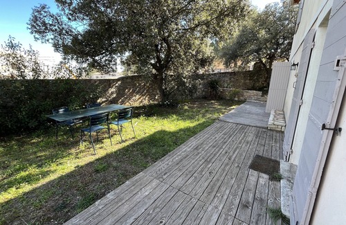 Caremeau Apartment | A little paradise between town and garrigue