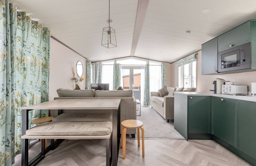 St. Andrews House | A lodge that sleeps 6 guests in 2 bedrooms