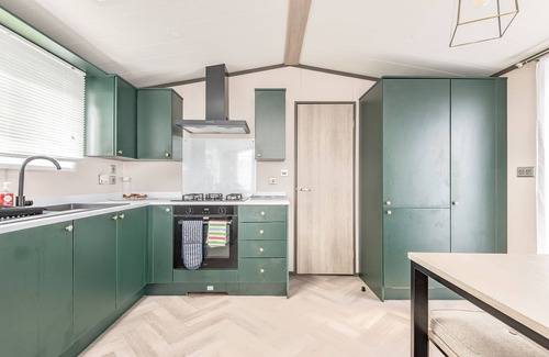 St. Andrews House | A lodge that sleeps 6 guests in 2 bedrooms