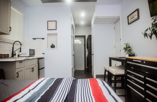 Pinellas Park Apartment | A Lookout Studio/Private