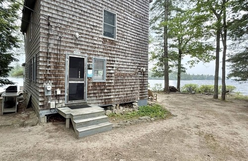 South Casco Cabin | A LOT OF FRONTAGE ON SEBAGO LAKE.