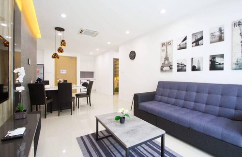 Central District Apartment | A Lovely, High-Floor 2BR Suasana Suites, Views