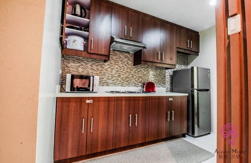 Lahug Condo | A LUXURIOUS AFFORDABLE UNIT NEAR AYALA W/3 BEDROOM