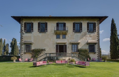 Impruneta House | A LUXURY VILLA ON THE HILLS OF FLORENCE