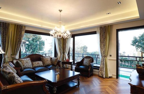 Haridwar Villa | A Majestic Luxurious Villa Overlooking The Ganges