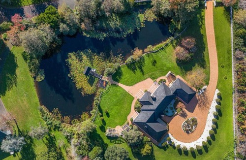 Papakura Villa | A Majestic Slice of Heaven
