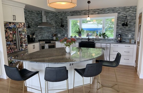 Freeport House | A marvelous house on the coast of Maine, just a short trip to Portland.