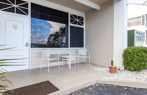 Ruskin Condo | A memorable, peaceful, and fun experience!