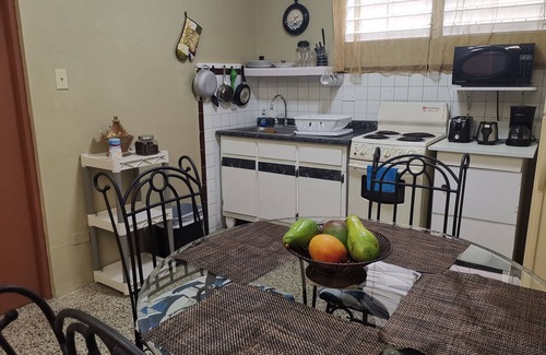 Gobernador Pinero Apartment | A minute from the expressway to travel anywhere in Puerto Rico
