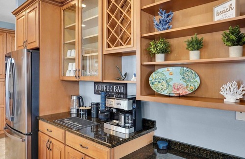 Harbor Hills House | A modern new build home 3K sq. ft. Brand new hot tub, 6 miles from AMI's beaches