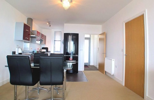 Plymouth Apartment | A modern serviced apartment and self-catering holiday accommodation