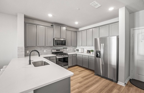 Sherman House | A Modern Townhome Retreat in Sherman — It’s Pure Paradise!