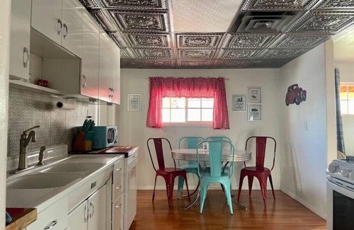 De Beque Apartment | A Moment In-Time Cottage