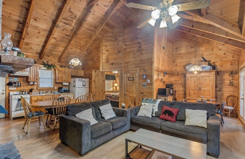 Andrews Cabin | A Mountain Paradise on Collett Creek in Andrews, NC
