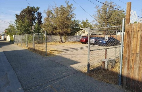 Lancaster House | A newly remodeled 1BD&1BR private whole Guest-home to yourself!