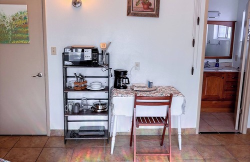 Tucson Apartment | A Nice Place Casita – Private Studio Near TMC. Pet-Friendly. Centrally Located